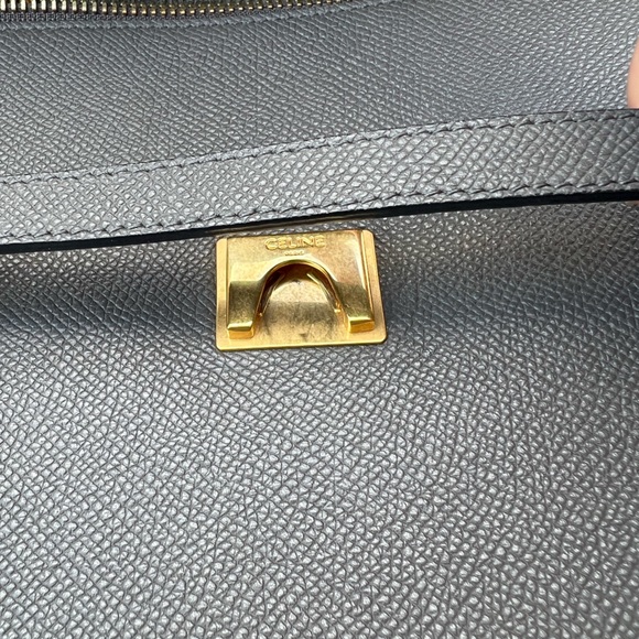 Celine Micro Belt Bag in grained calfskin Grey - Like new. Guaranteed authentic - Picture 6 of 12